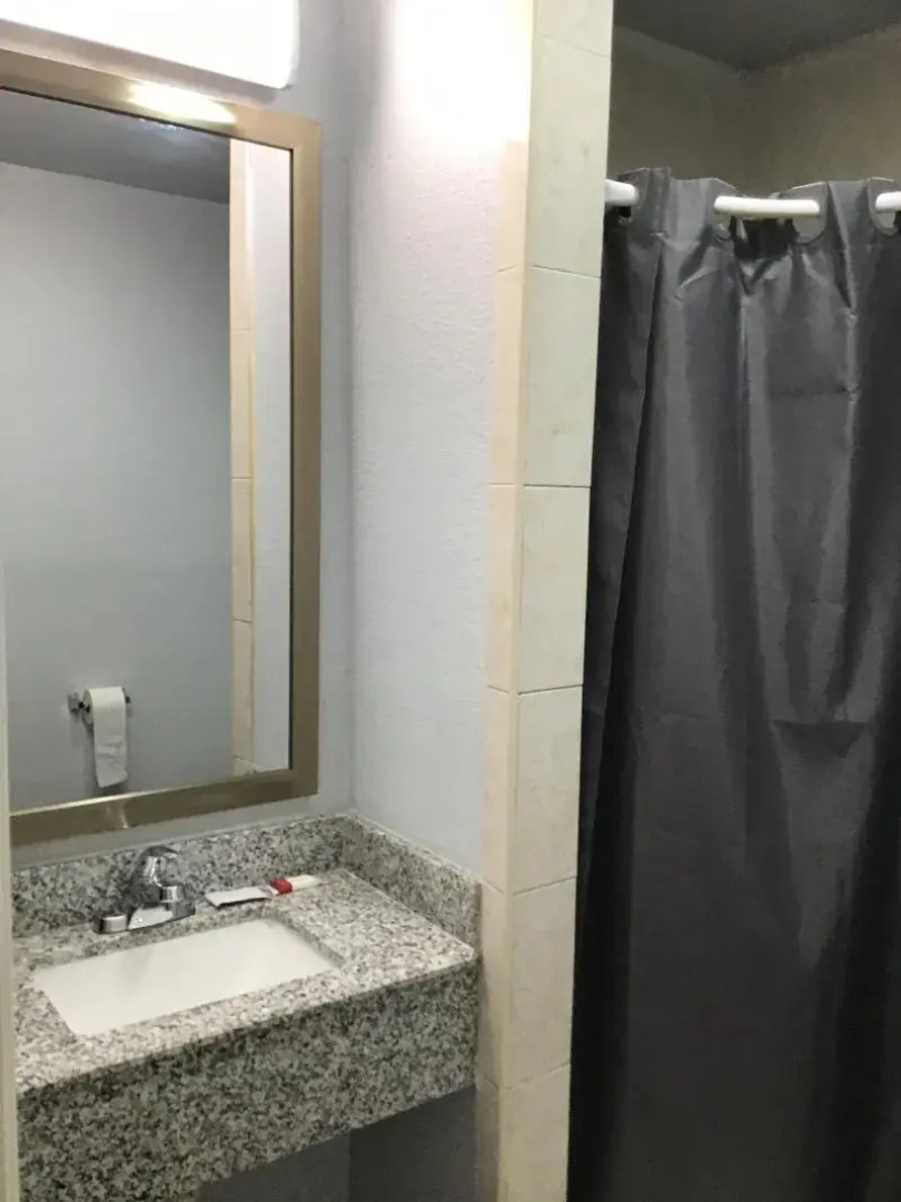 Hwy 59 Motel Laredo Medical Center