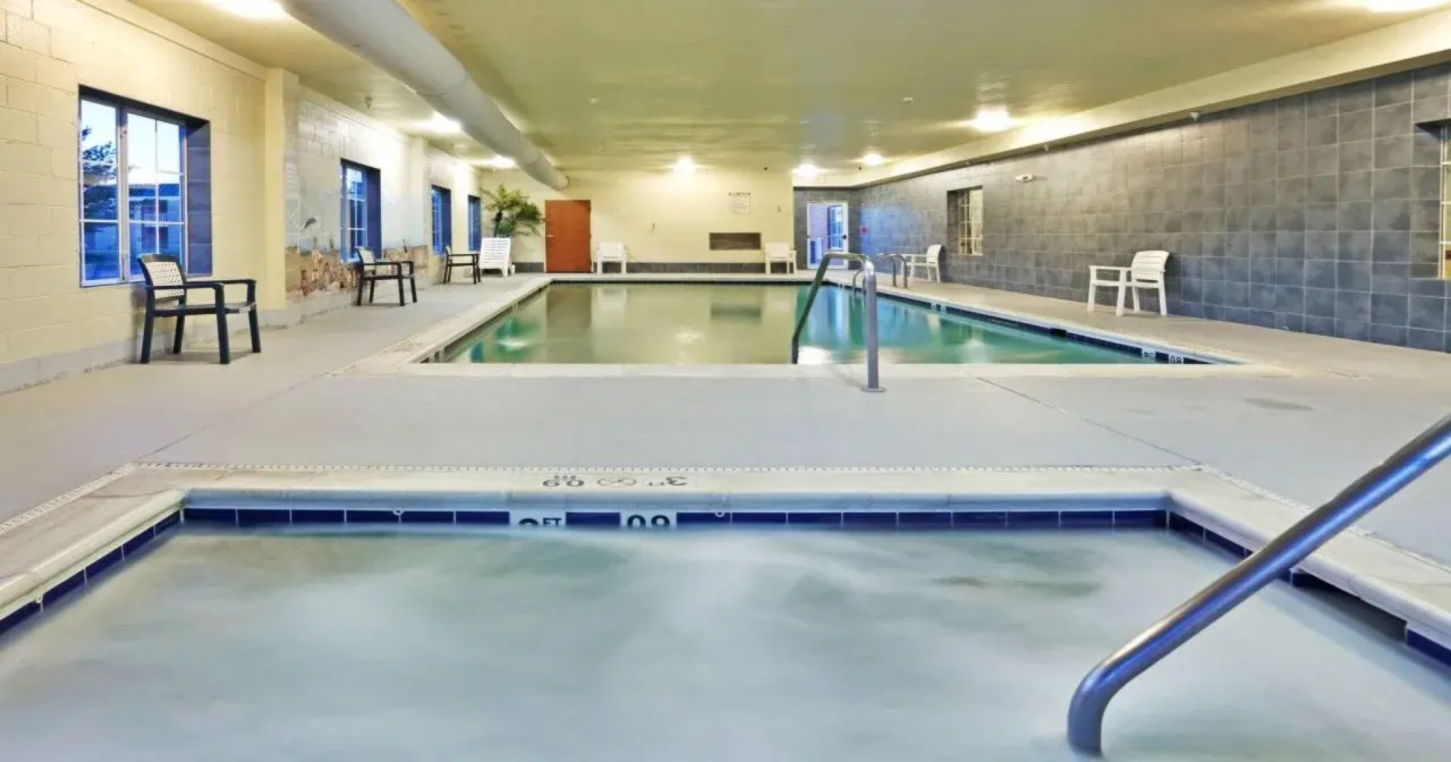 Holiday Inn Express and Suites - Petersburg - Fort Lee by IHG