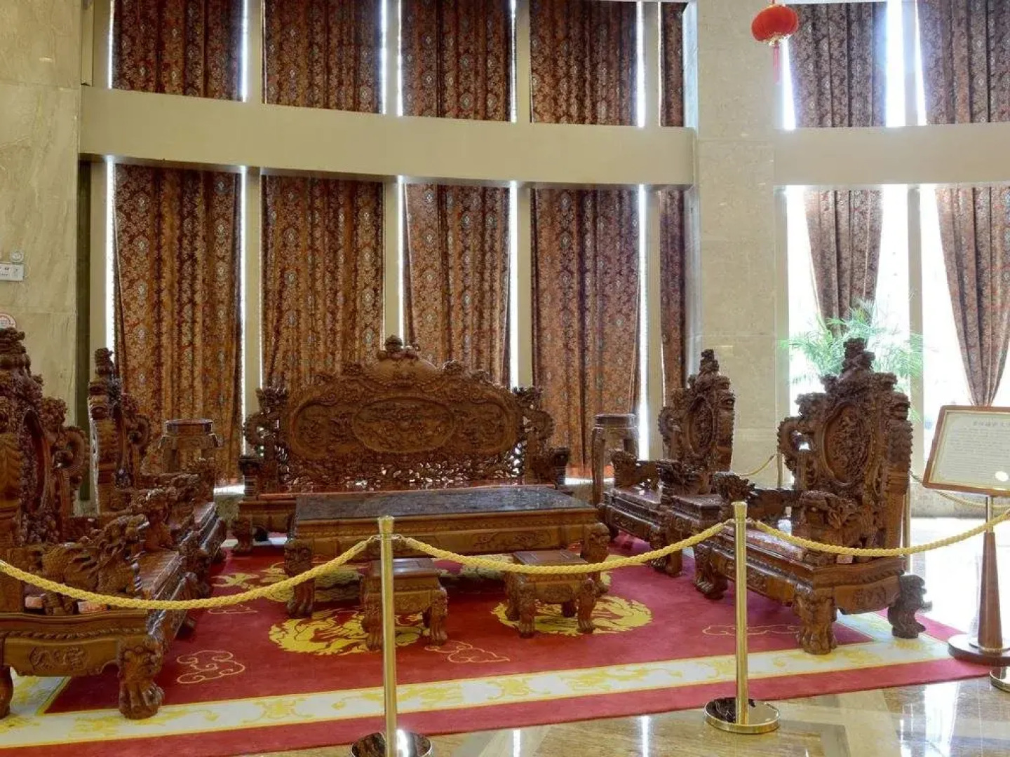 Zhonghan Holiday International Hotel Changde