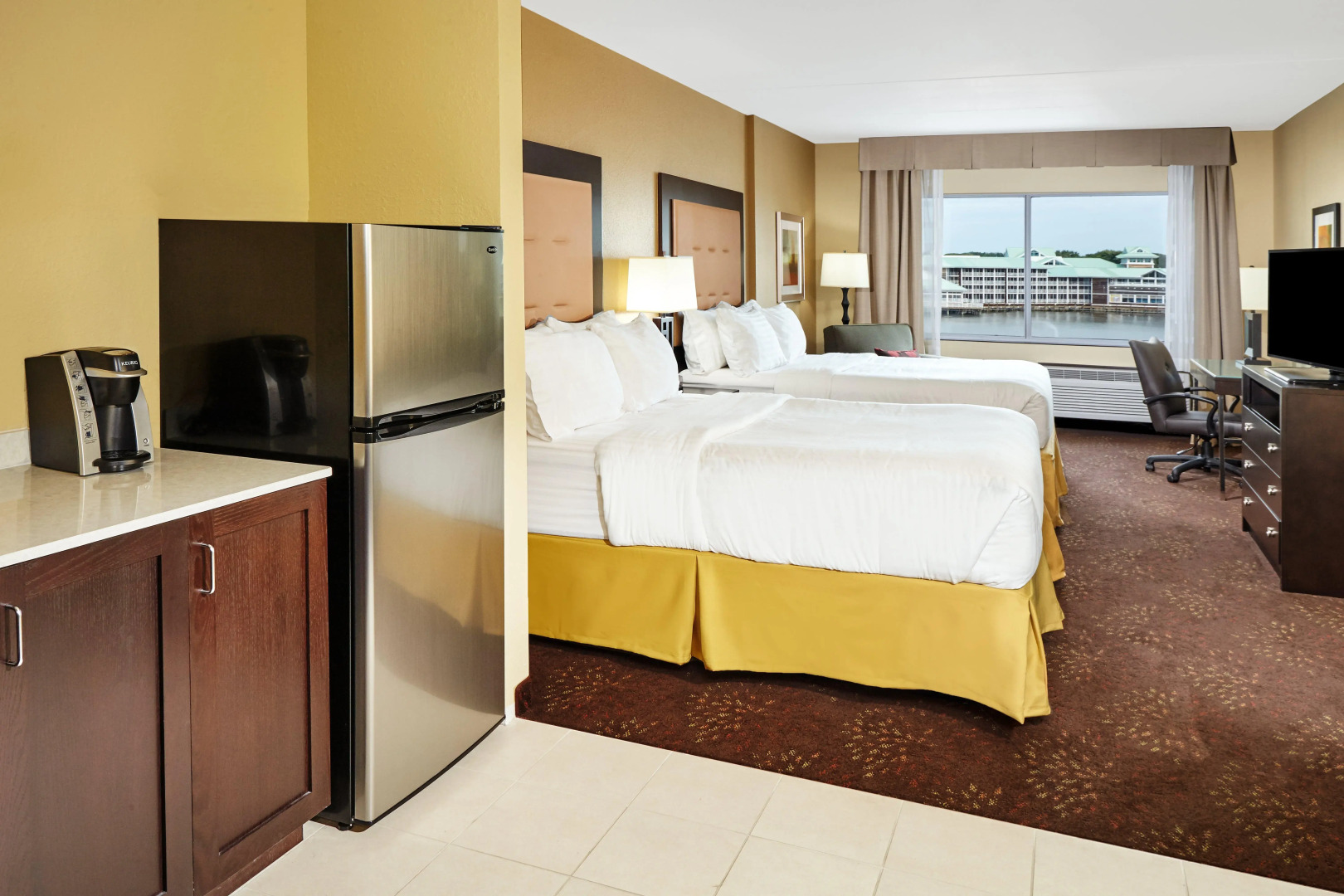 Holiday Inn Express & Suites Sandusky by IHG