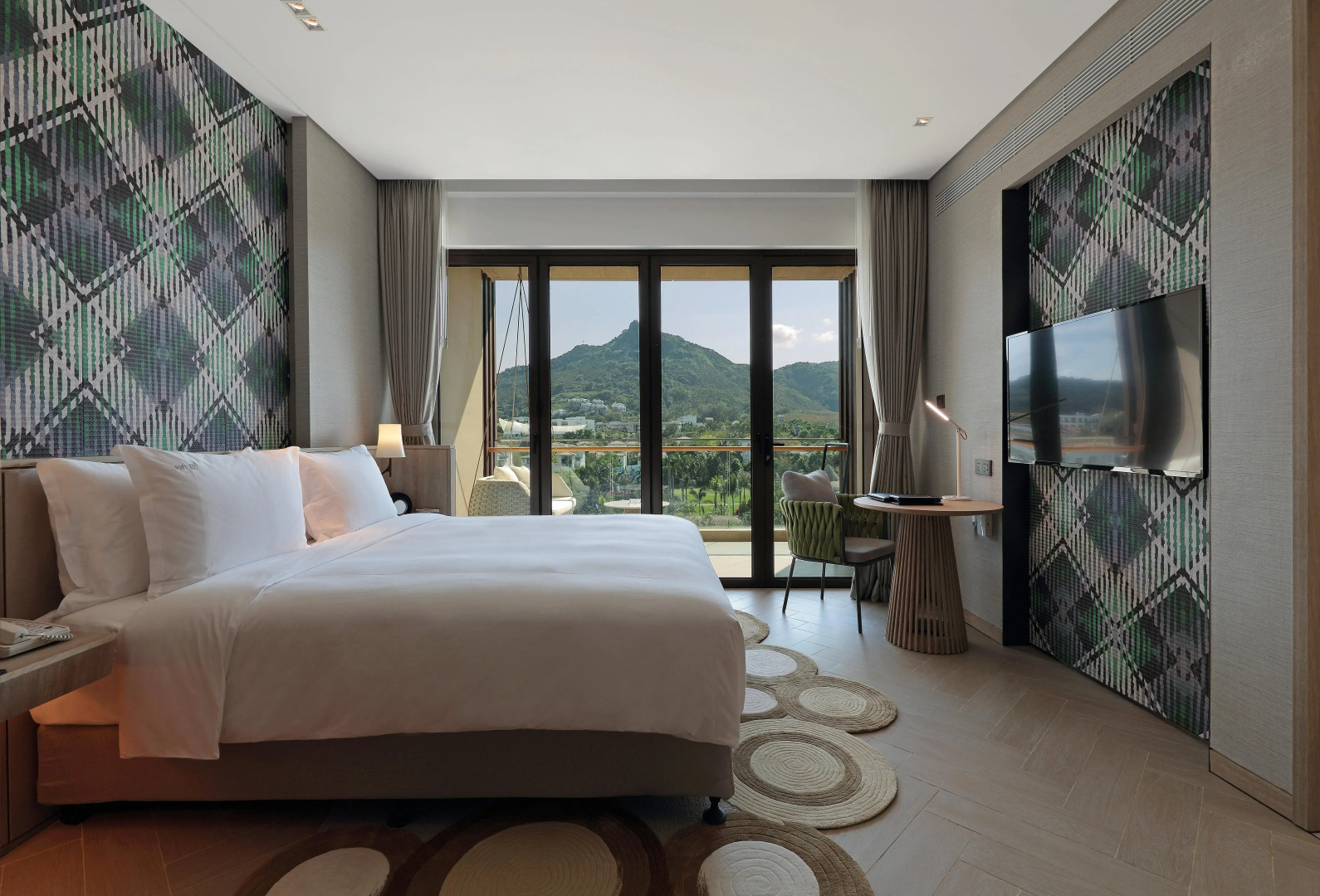 Holiday Inn Resort Qionghai Guantang by IHG