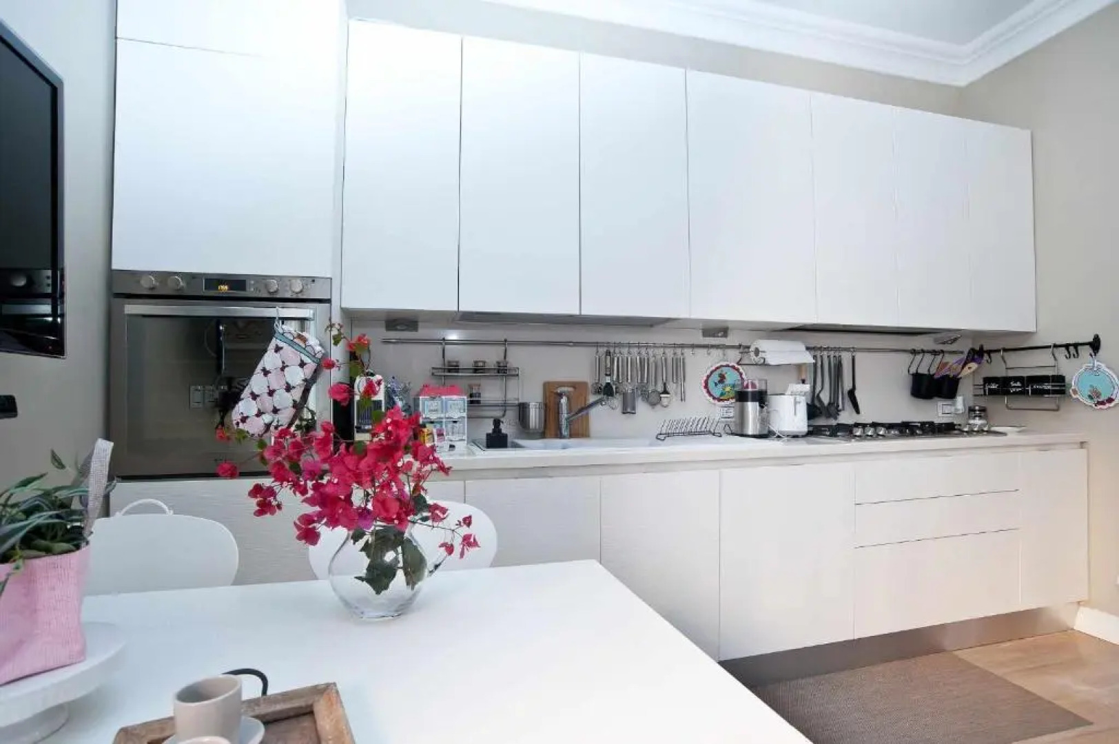 Charming And Cozy House