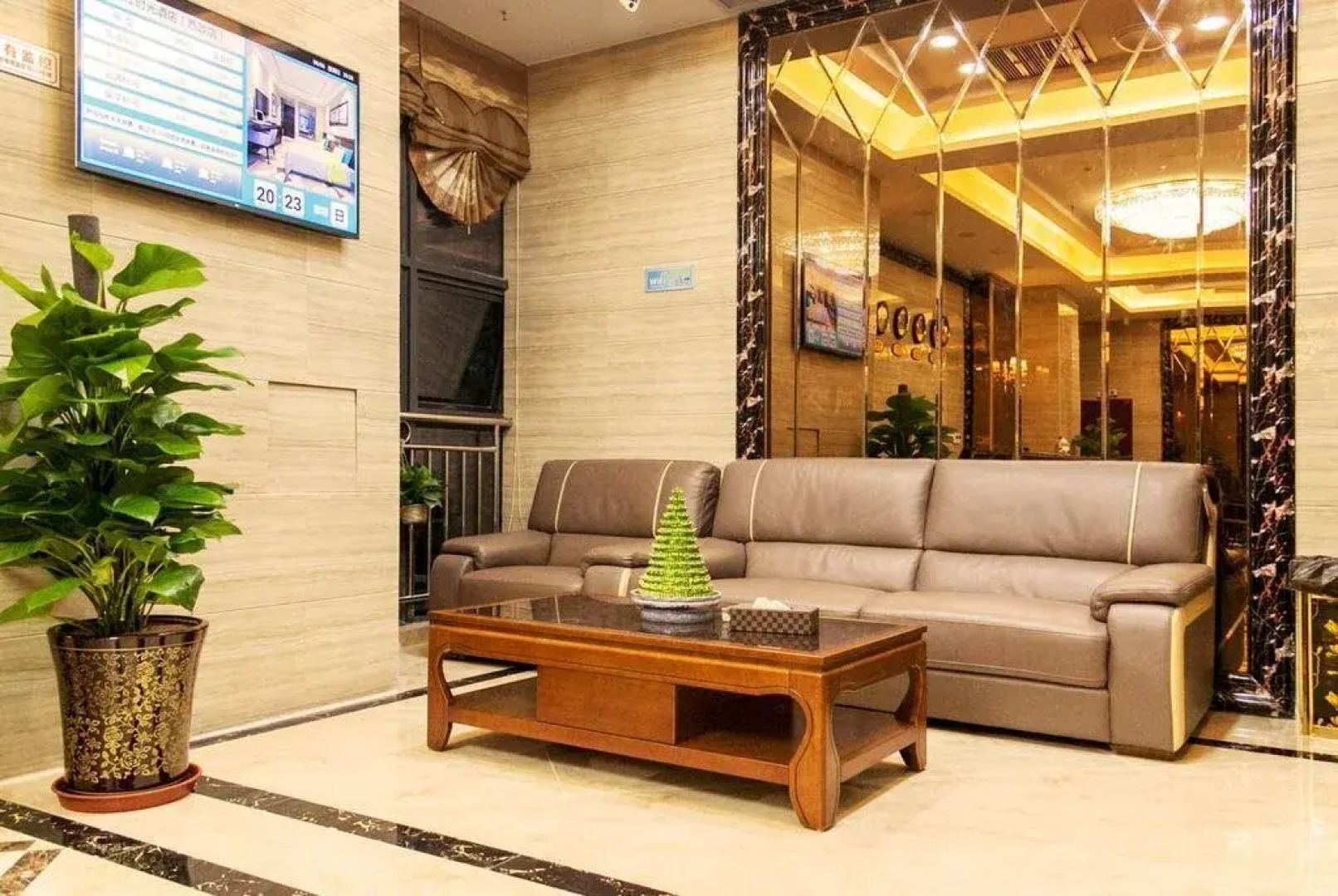 Liangjiang Shiguang Inn