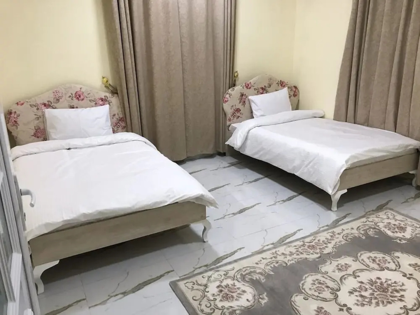 The Pool Villa - Tanuf