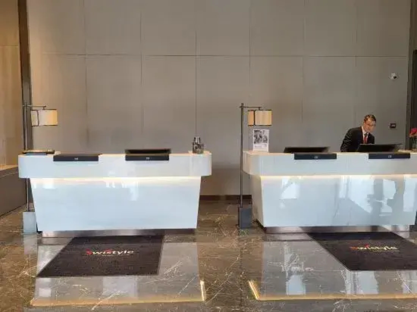 Swistyle Thousand Crane Lake