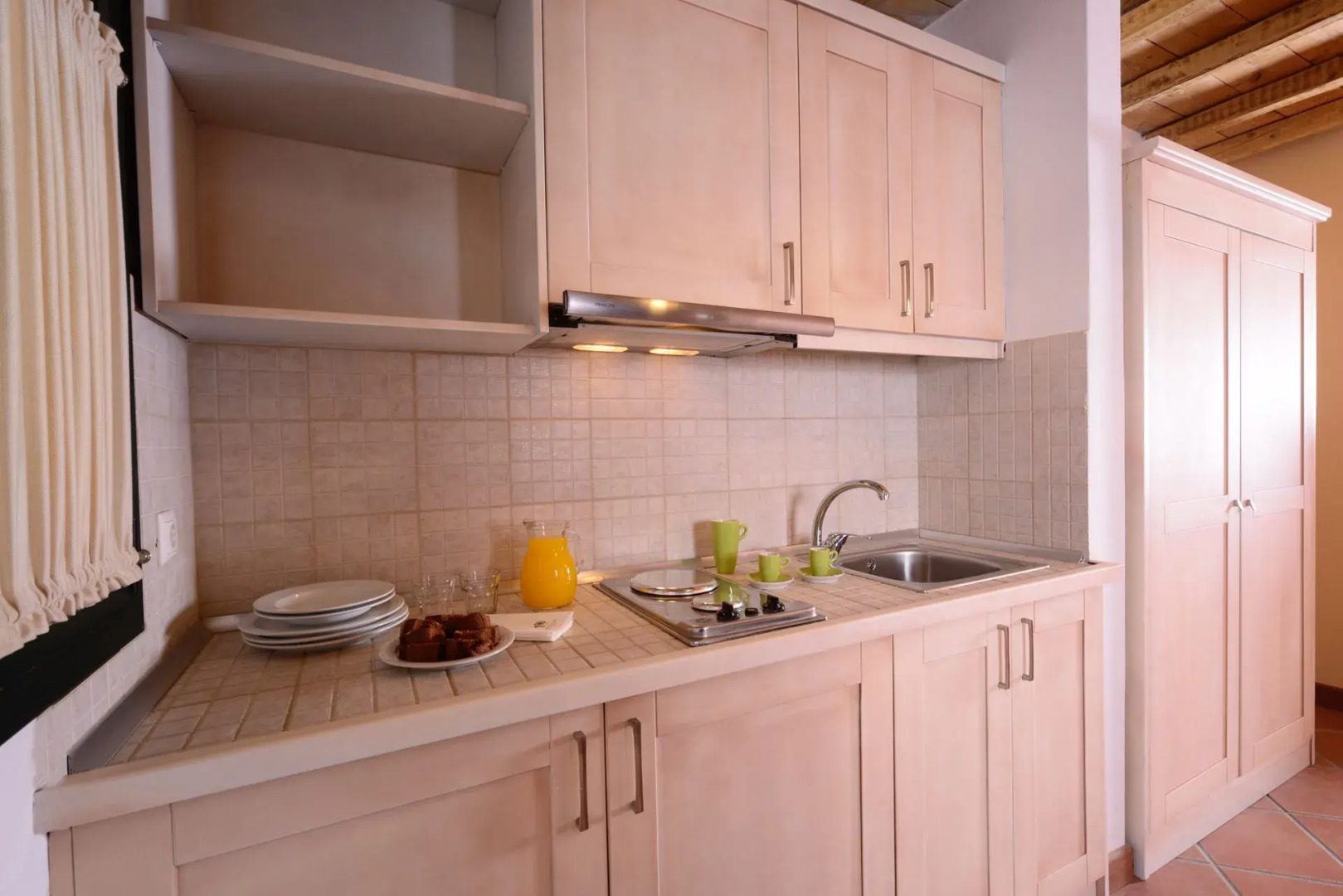 The Varos Residences Hotel