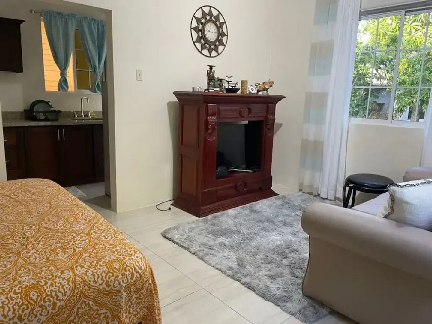 Adorable 1BR Cottage Walk to the Beach Priory