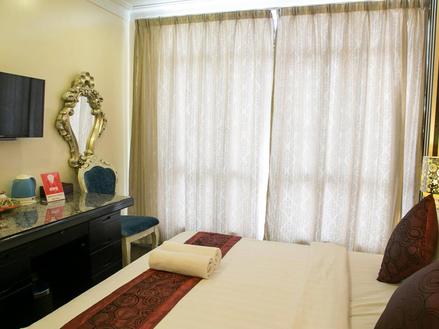 OYO 165 Hotel De Art 1