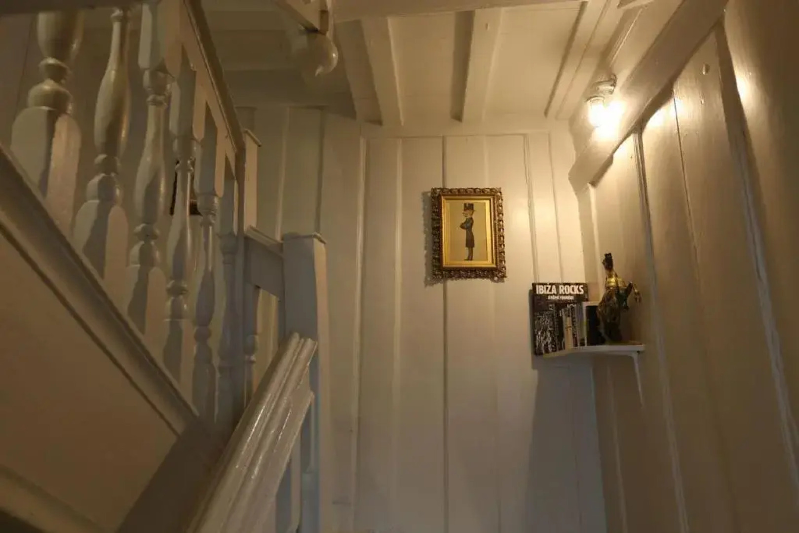 Monmouth House Apartments