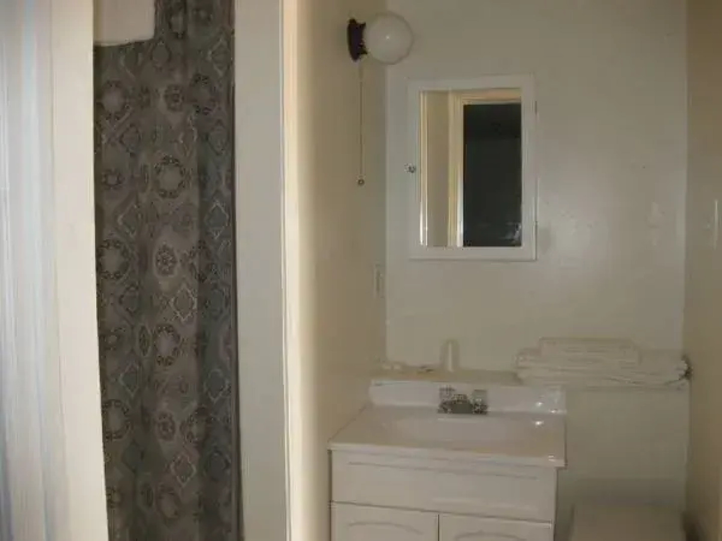 Ritz Motel & Lodging