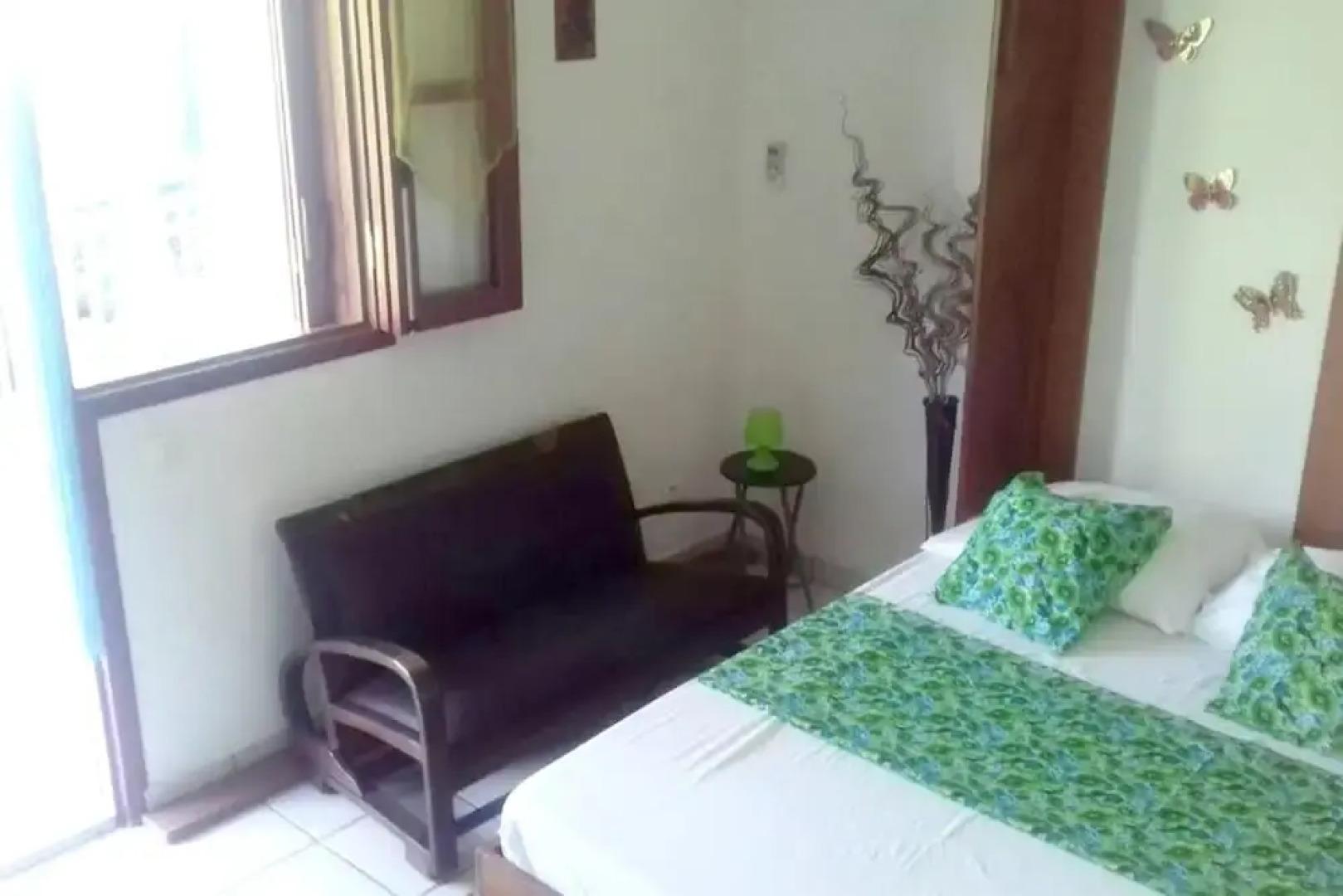 Studio In Petit Bourg With Enclosed Garden 3 Km From The Beach