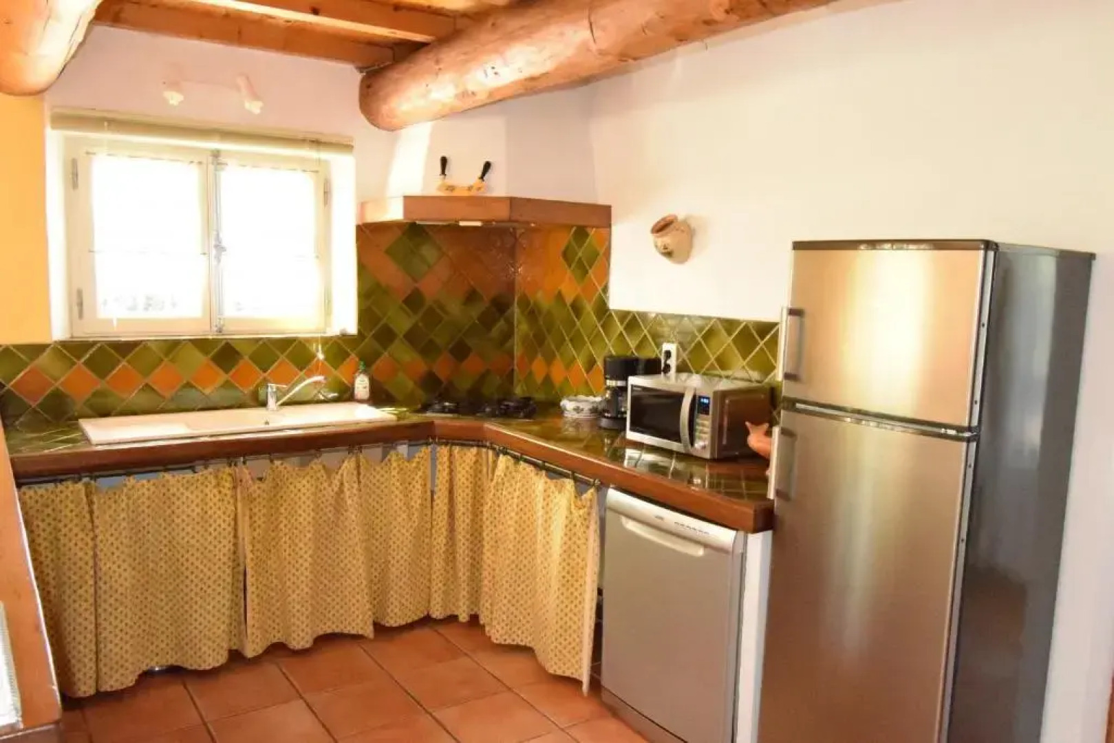 Accent Immobilier - Maison Eygalieres, Piscine, 4/6 Pers