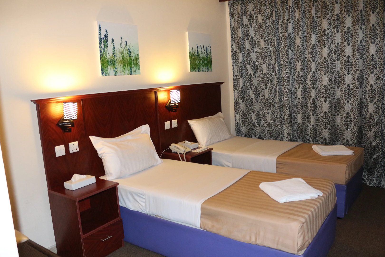 Mariana Hotel