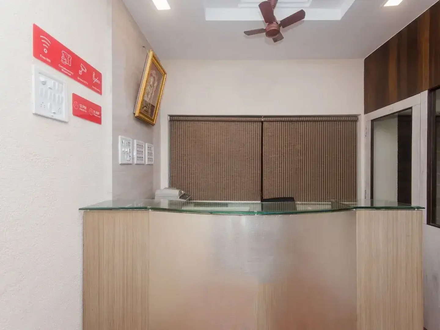 OYO 4173 Dolphin Club