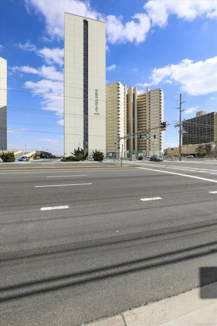 The Shoals Unit 2 by Long & Foster