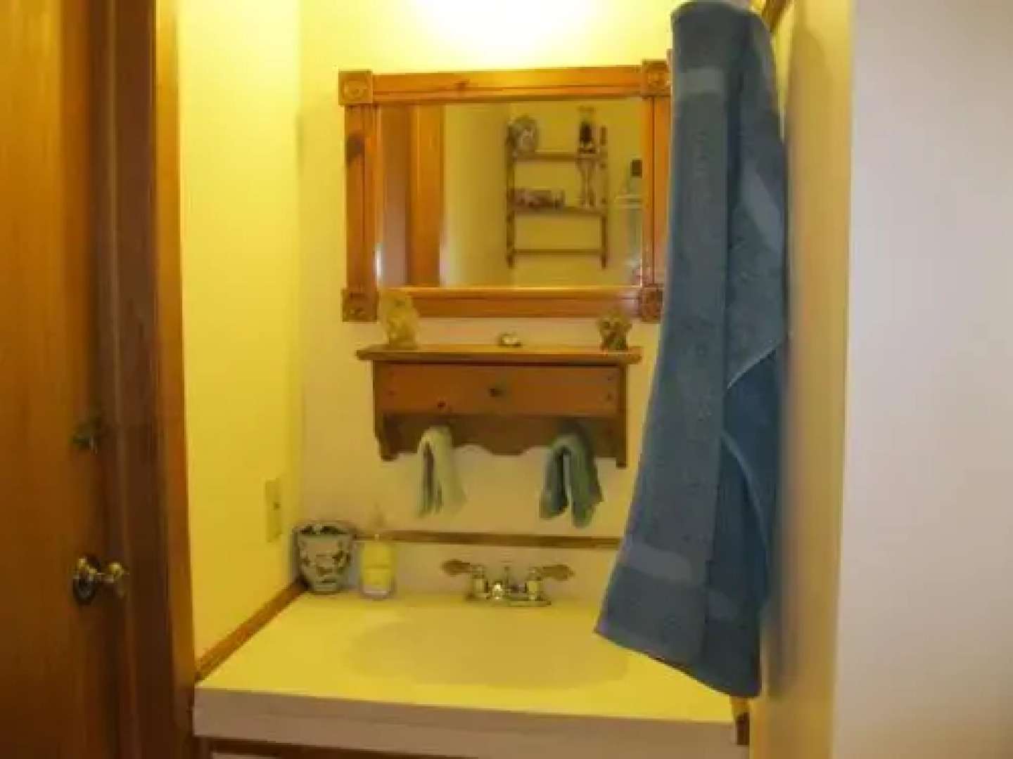 12 Mile Lake Bed and Breakfast