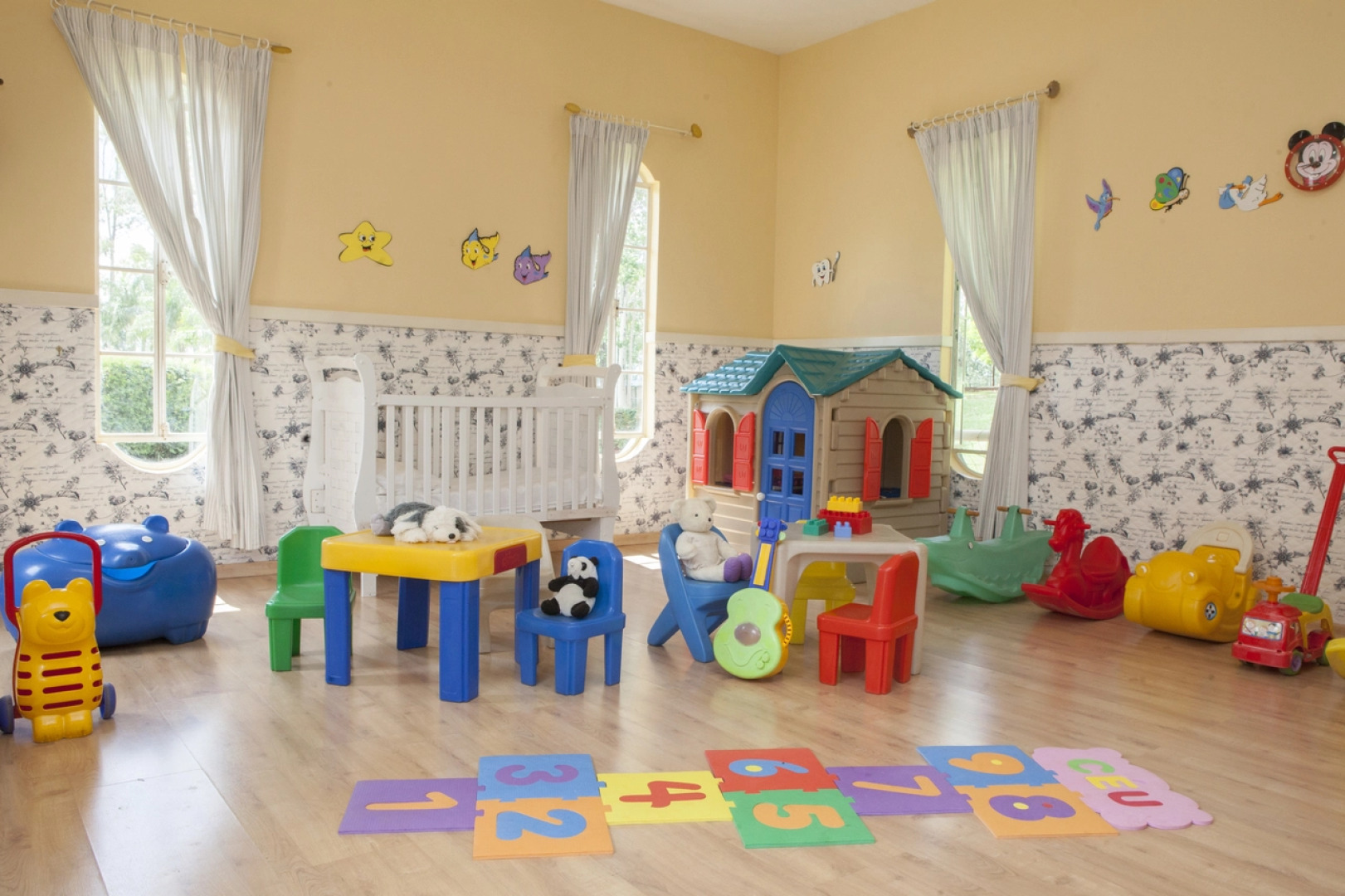 San Raphael Country Hotel