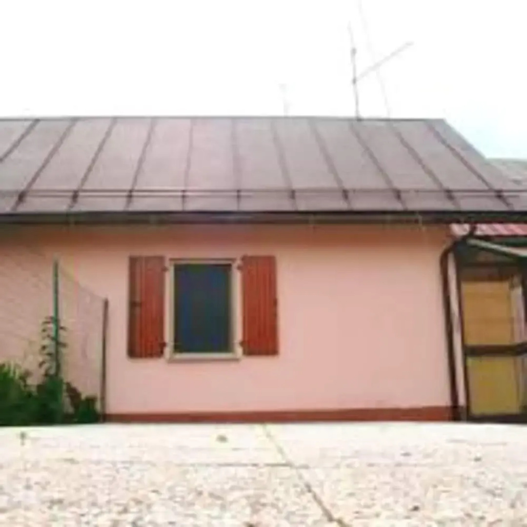 House With one Bedroom in Pontebba, With Wonderful Mountain View and Enclosed Garden Near the Slopes