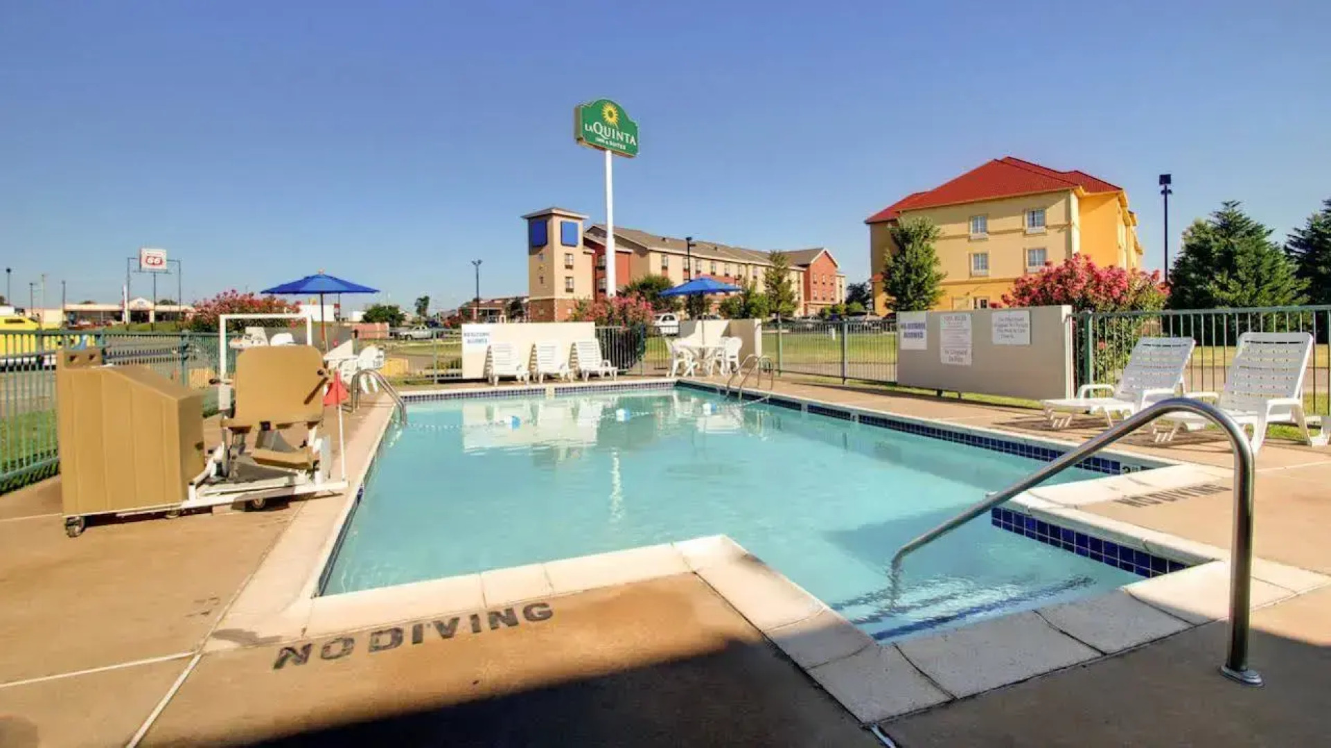 Baymont by Wyndham Shawnee