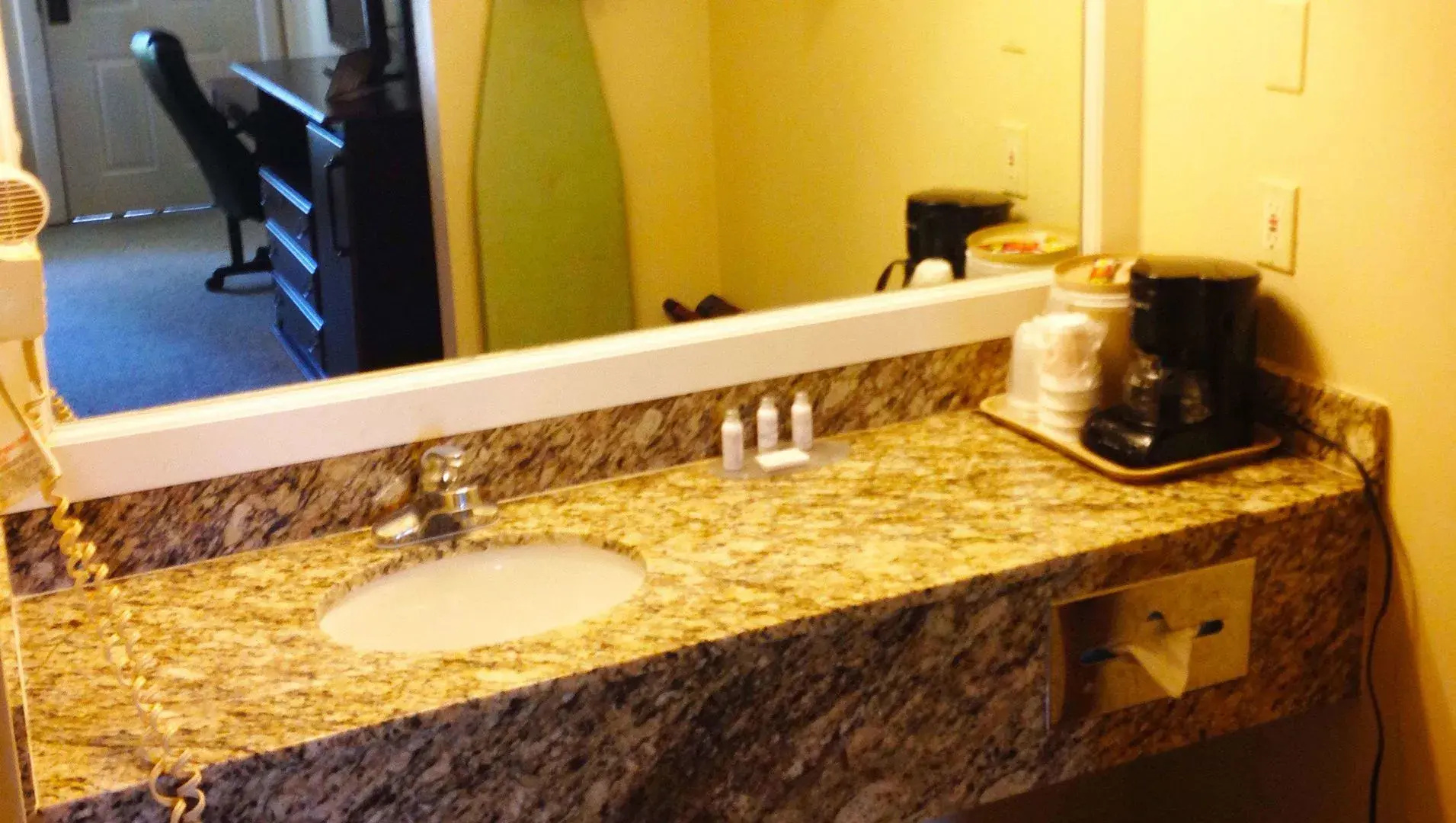 Econo Lodge Inn & Suites Ocean Springs - Biloxi
