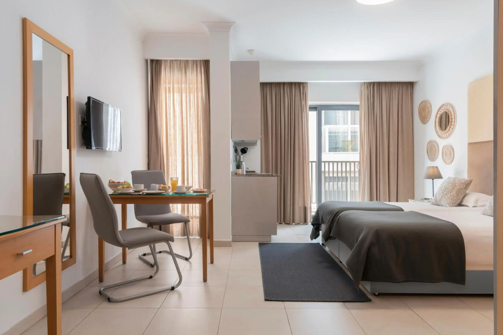 Plaza Regency Hotels