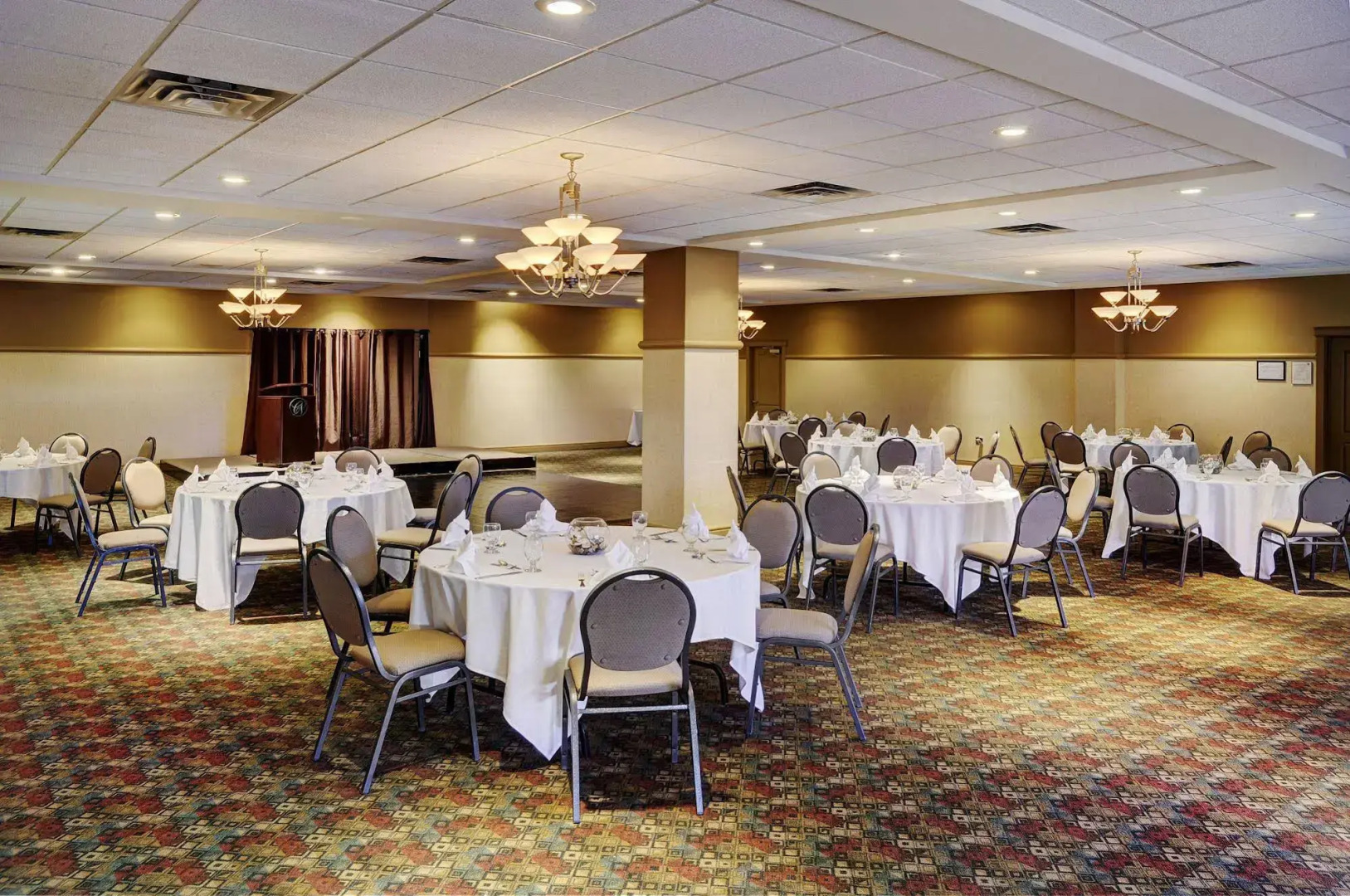 Chateau Nova Kingsway