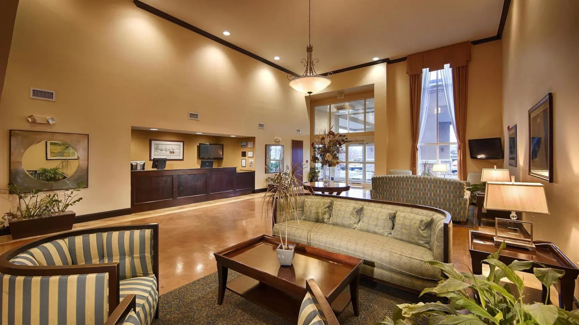 Best Western Plus Waynesboro Inn & Suites Conference Center