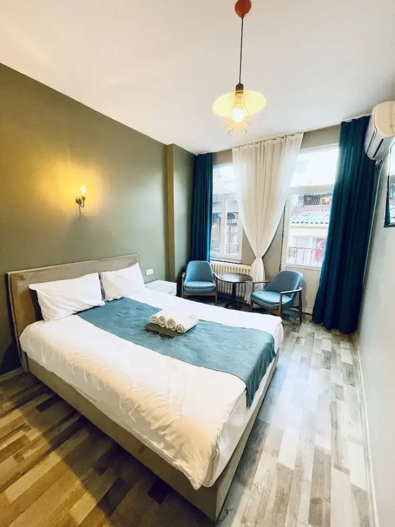Puffin Suites & Rooms