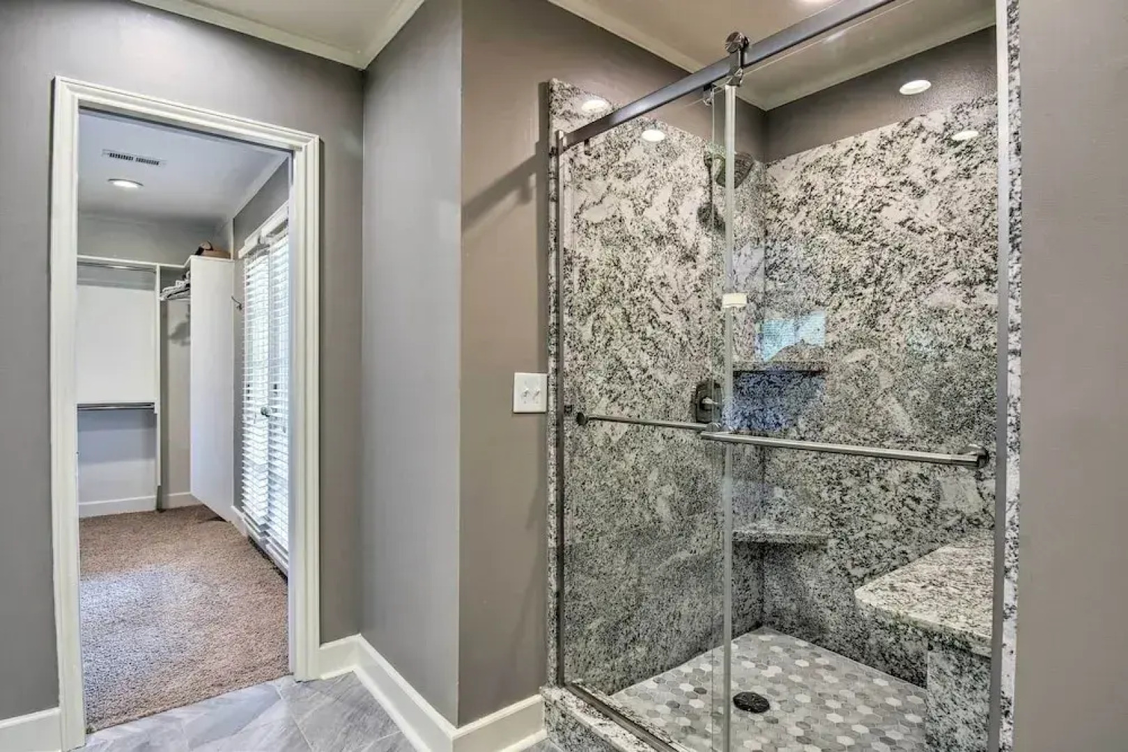 Lakefront Home w/ Private Dock in Hot Springs!