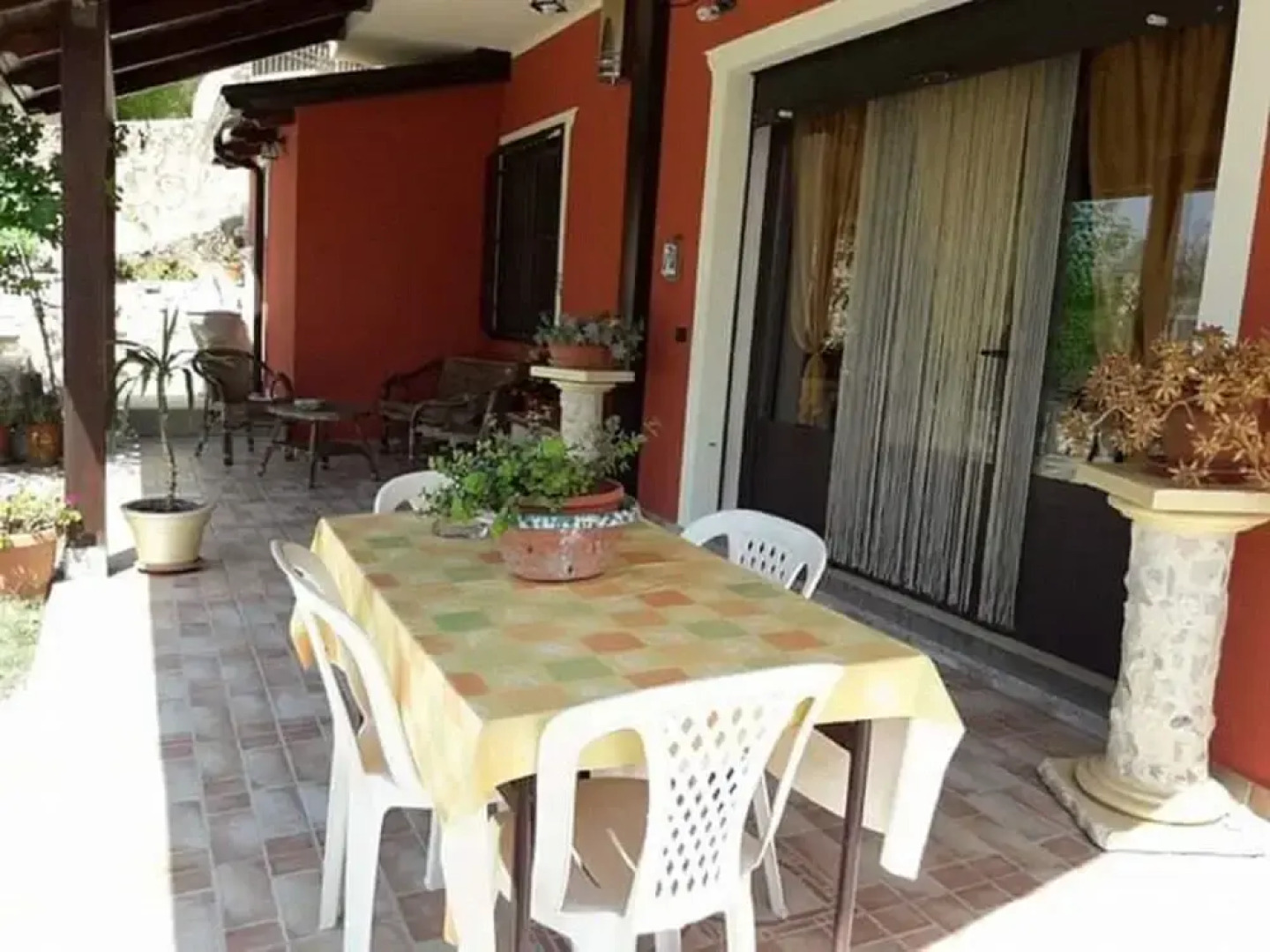 B&b Santa Sofia by holidayngo