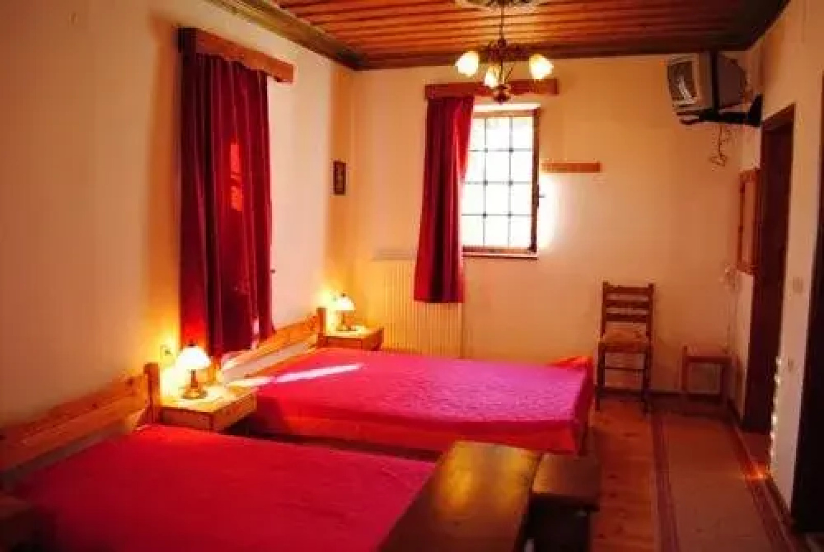 Aloni Guesthouse