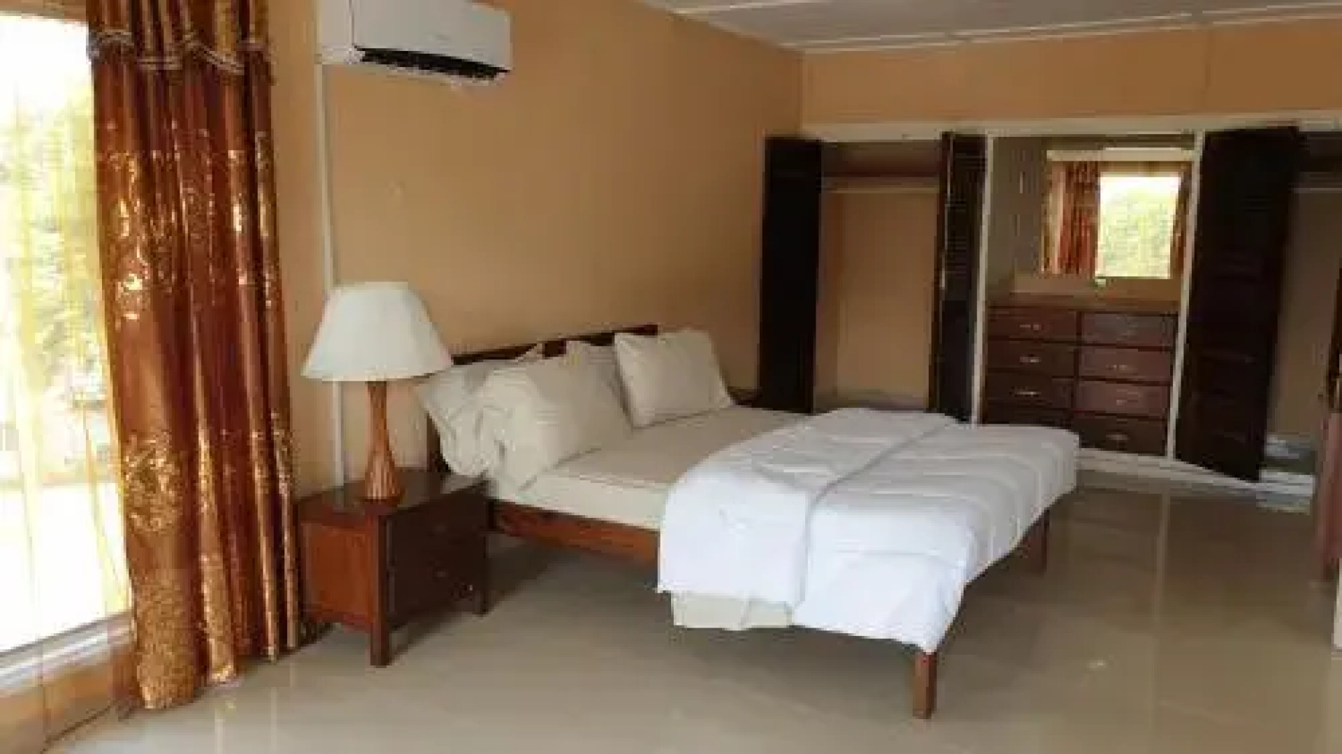 Riverside Resort Villas