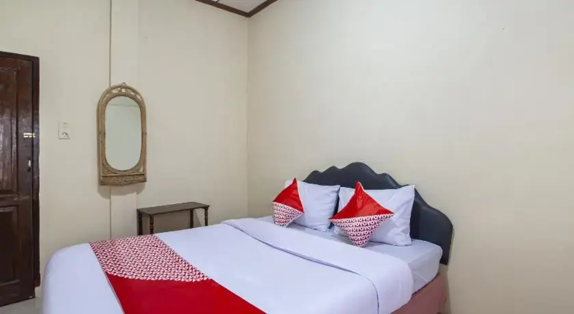 OYO Flagship 2799 Berastagi Backpacker Rooms