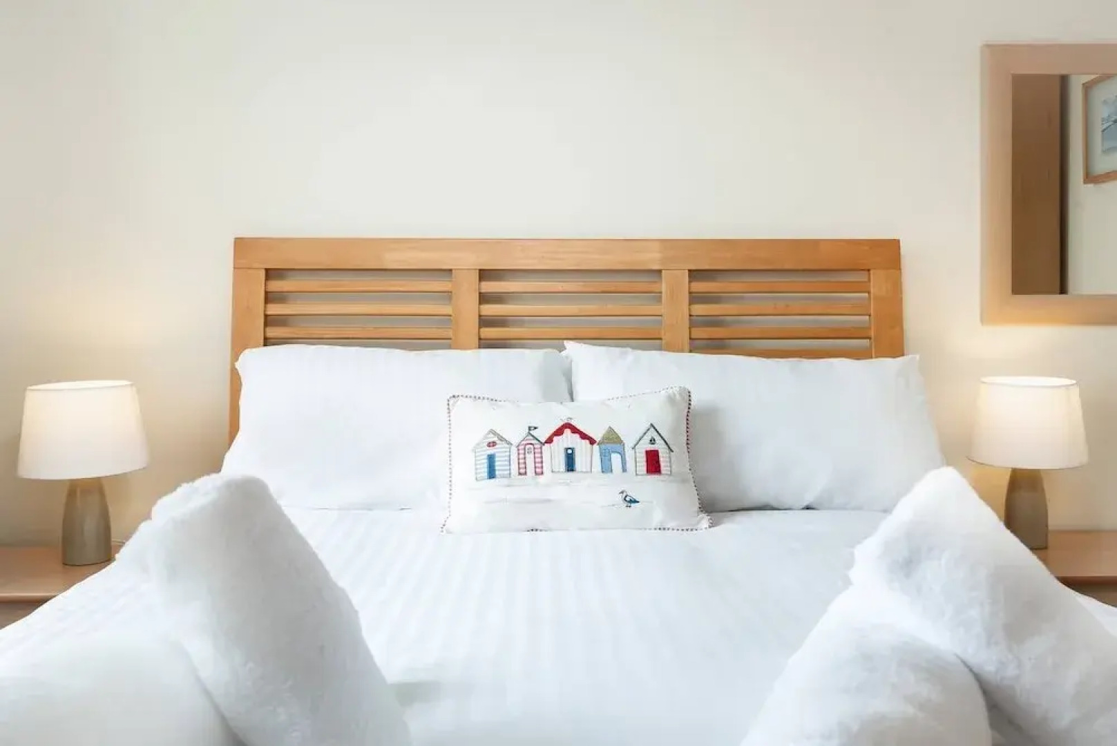 Surf Break 2BD St Ives Apartment W/ Sea Views+spa Experience