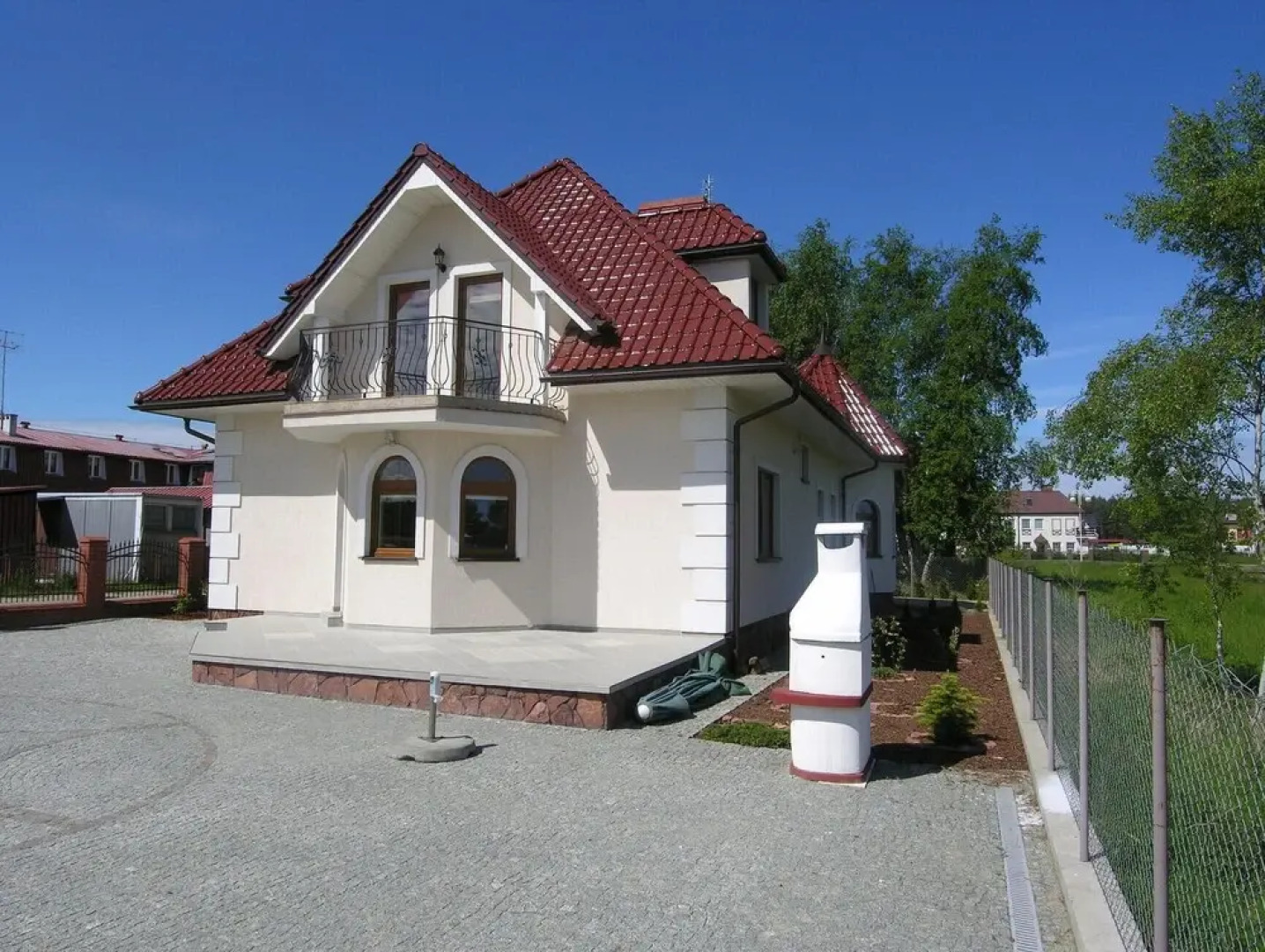 Amazing Home in Rowy With 4 Bedrooms