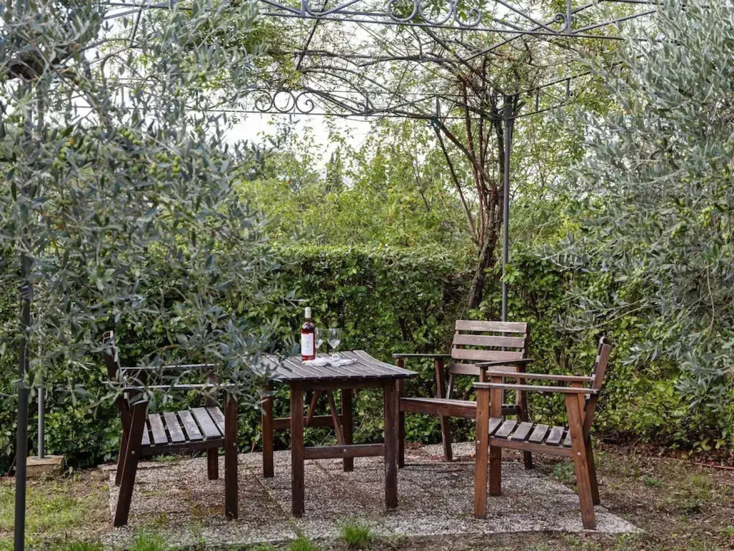 Rustic Getaway in Tuscan Hills