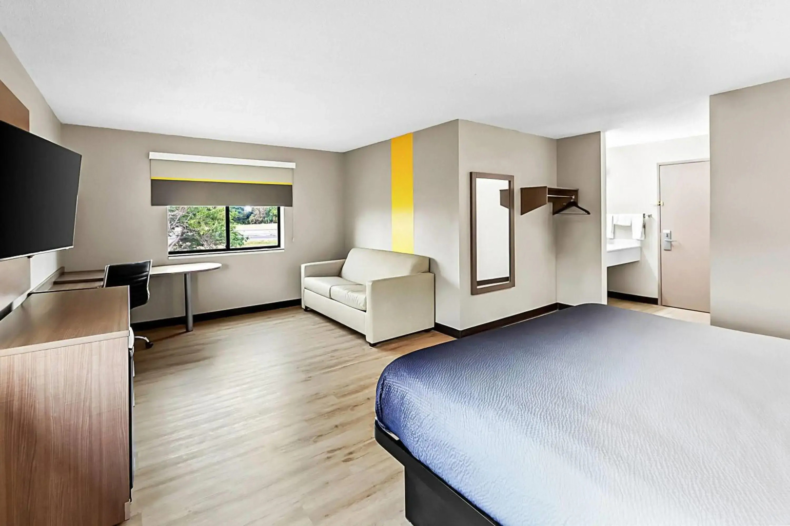 Super 8 by Wyndham Marston