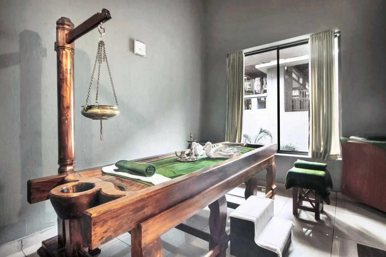 The Mountain Courtyard Thekady