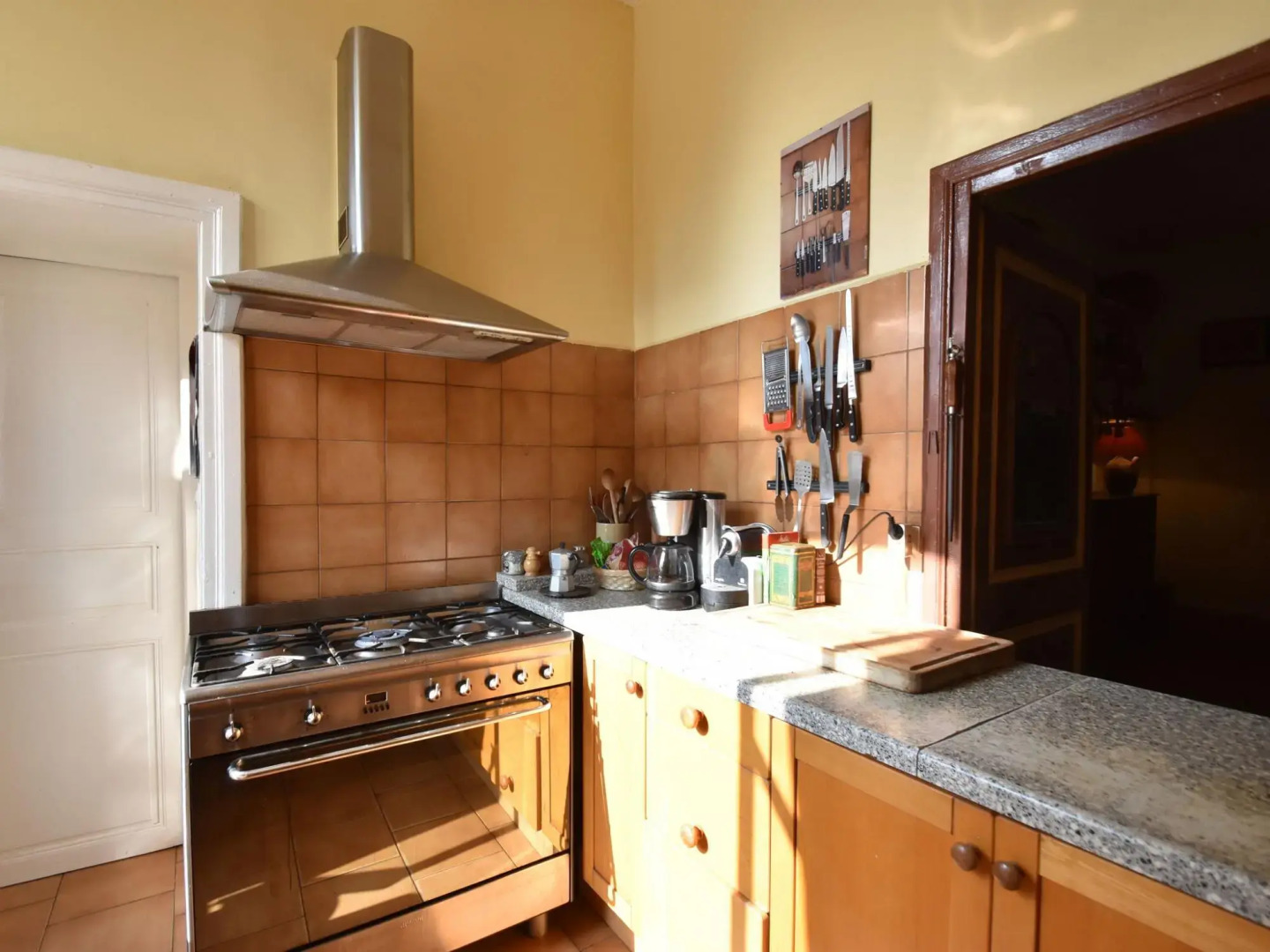 Vintage Mansion in Saint-aubin-sur-loire With Pool