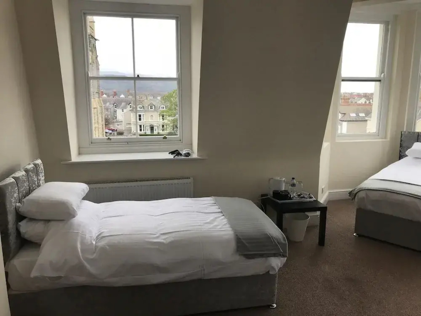 The New Alexandra Hotel