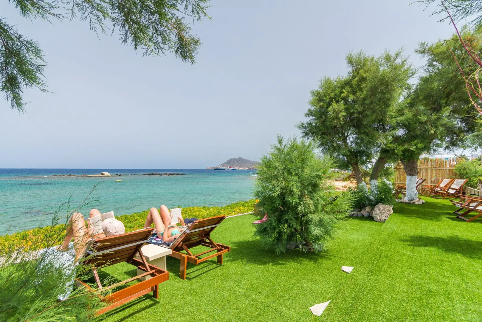 Niki Savvas Studio & Suites