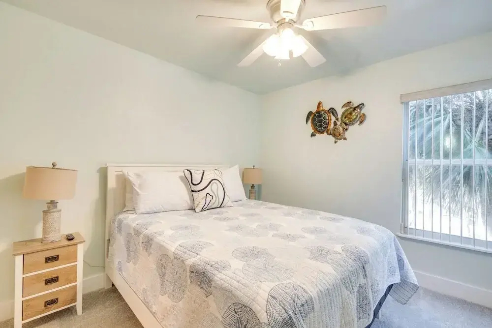 Cedar Key Condo w/ Balcony & Gulf Views!