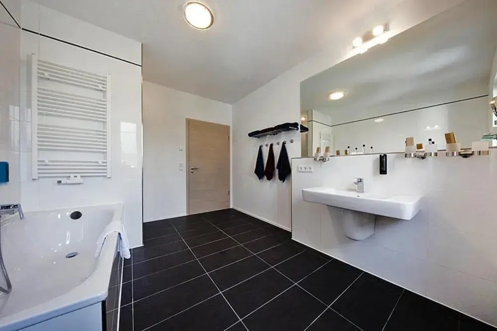 Appartement fur 7 Personen in Strausberg