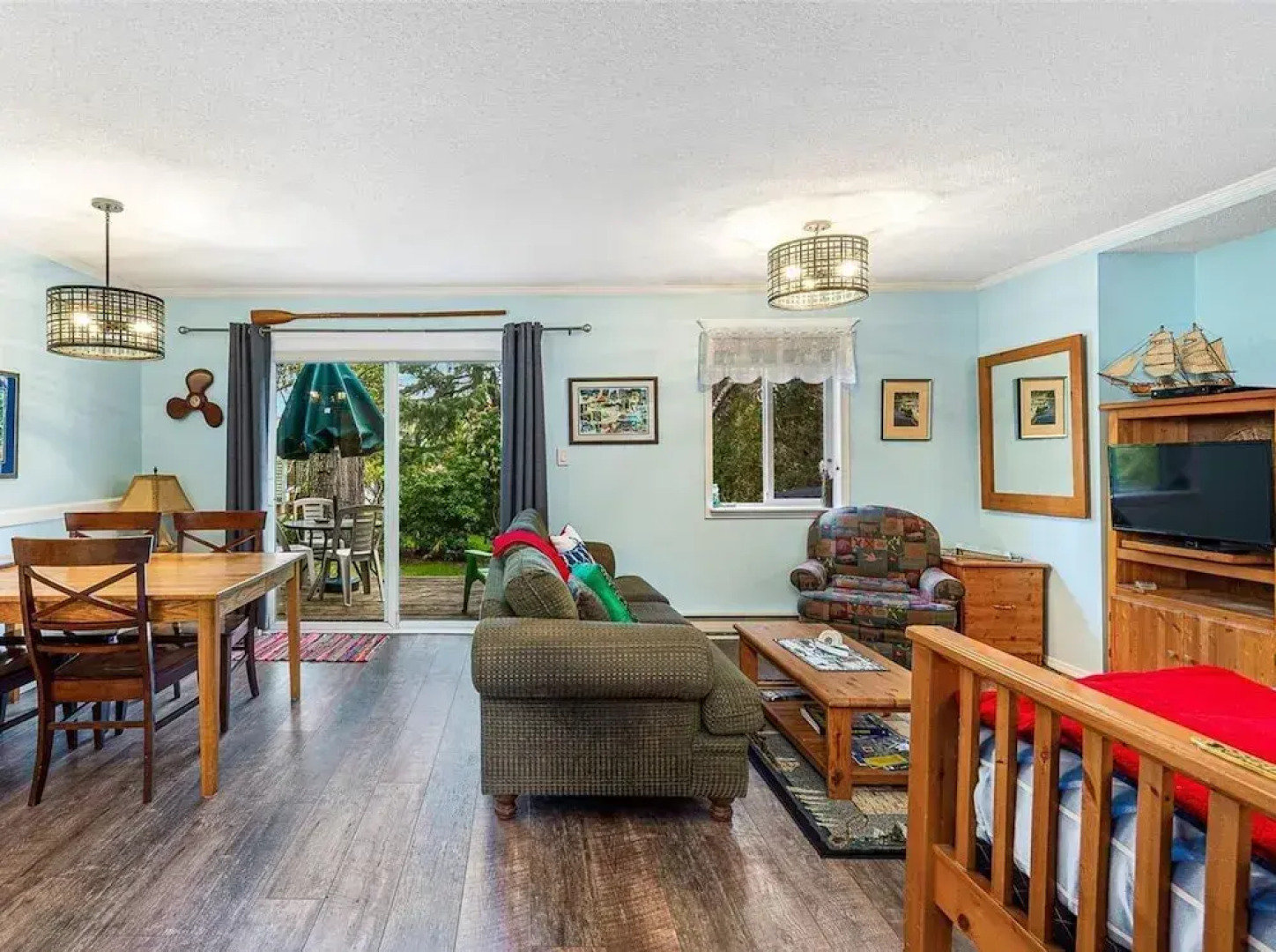 Salty Towers Oceanfront Cottages