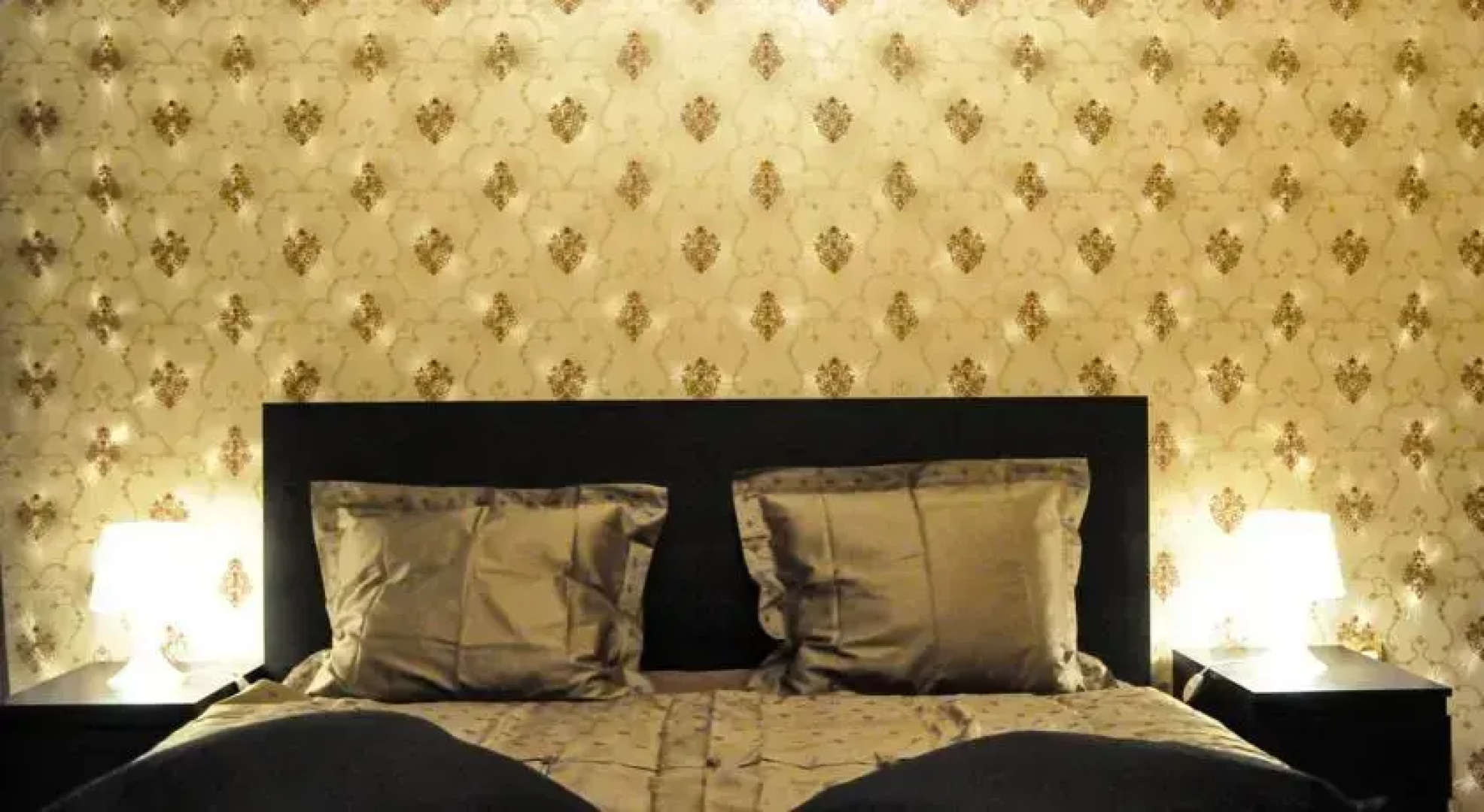 Charming Central Apartment Ploiesti
