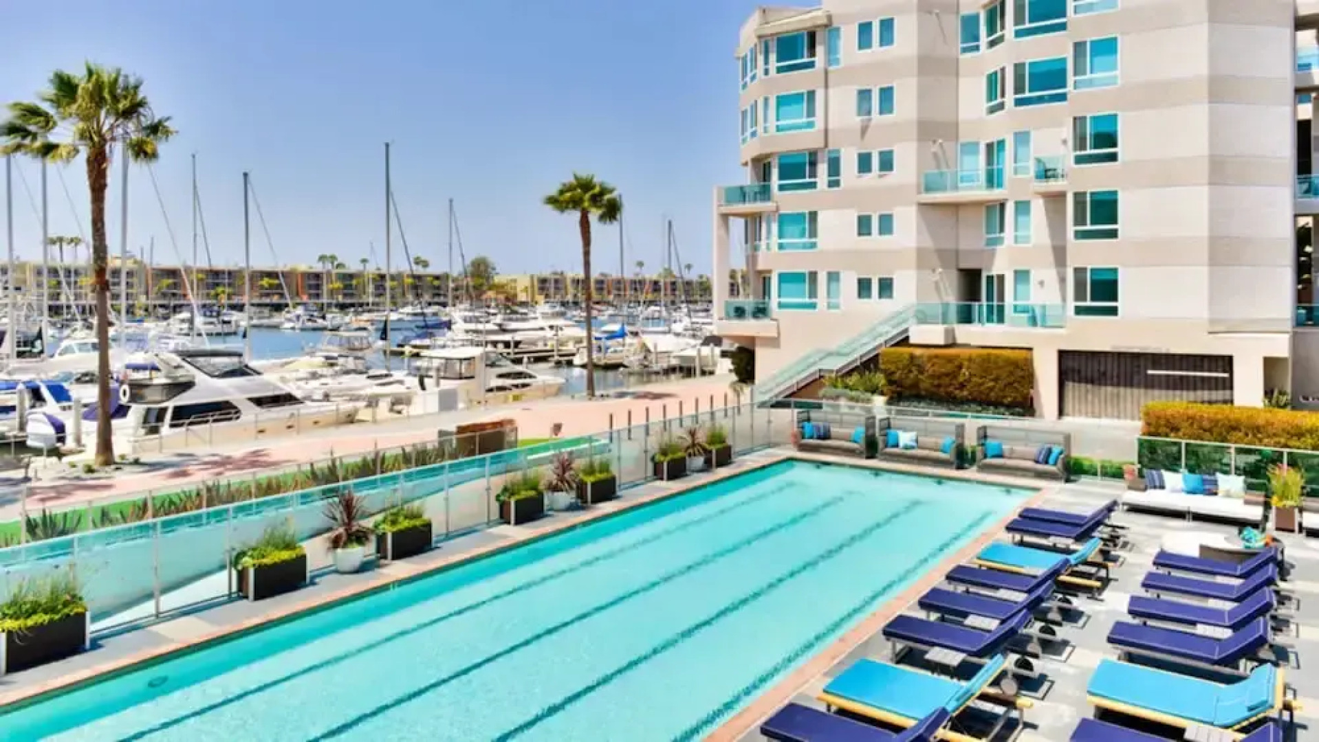 Waterfront Suites At Marina Del Rey