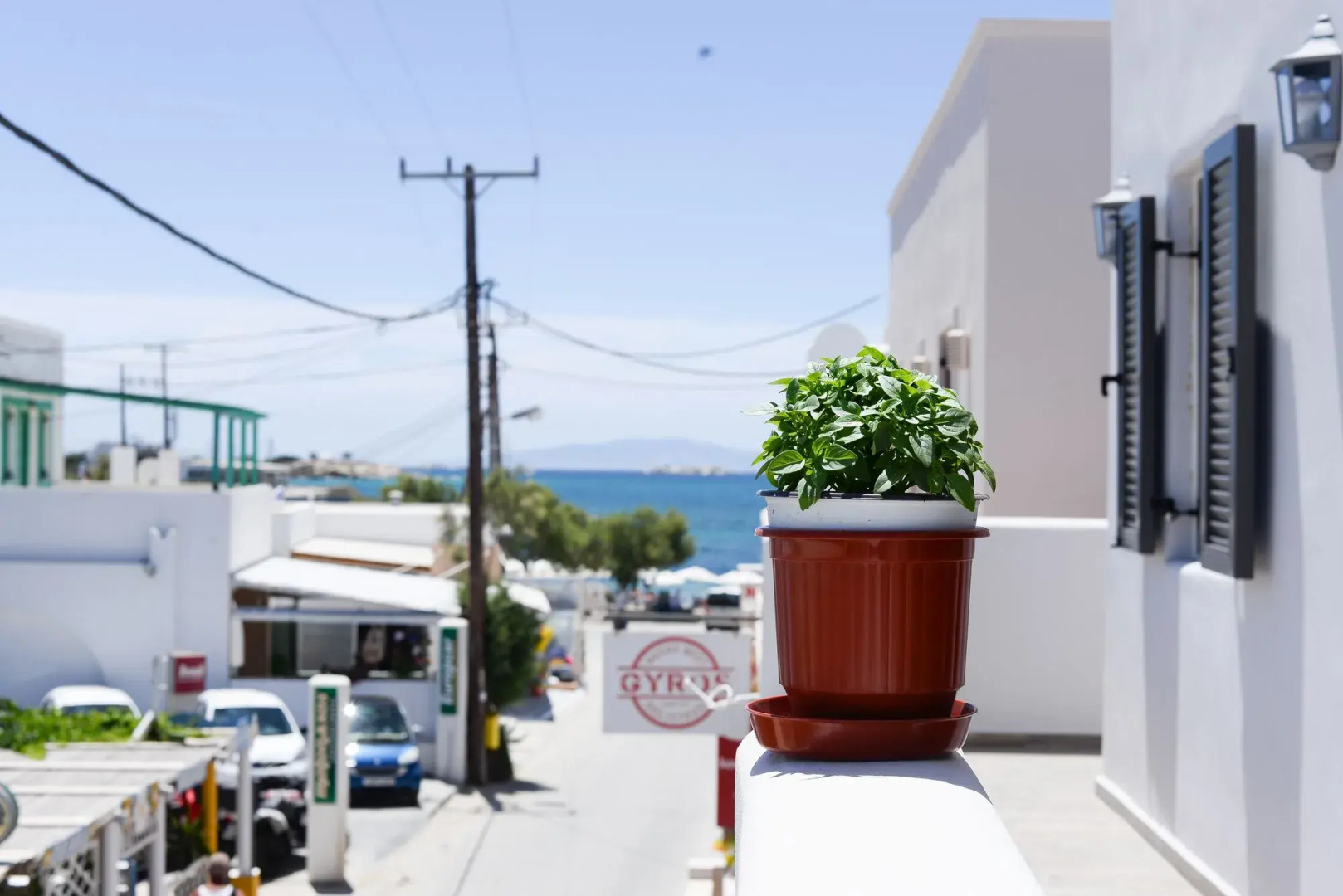 Naxos Petite Studios