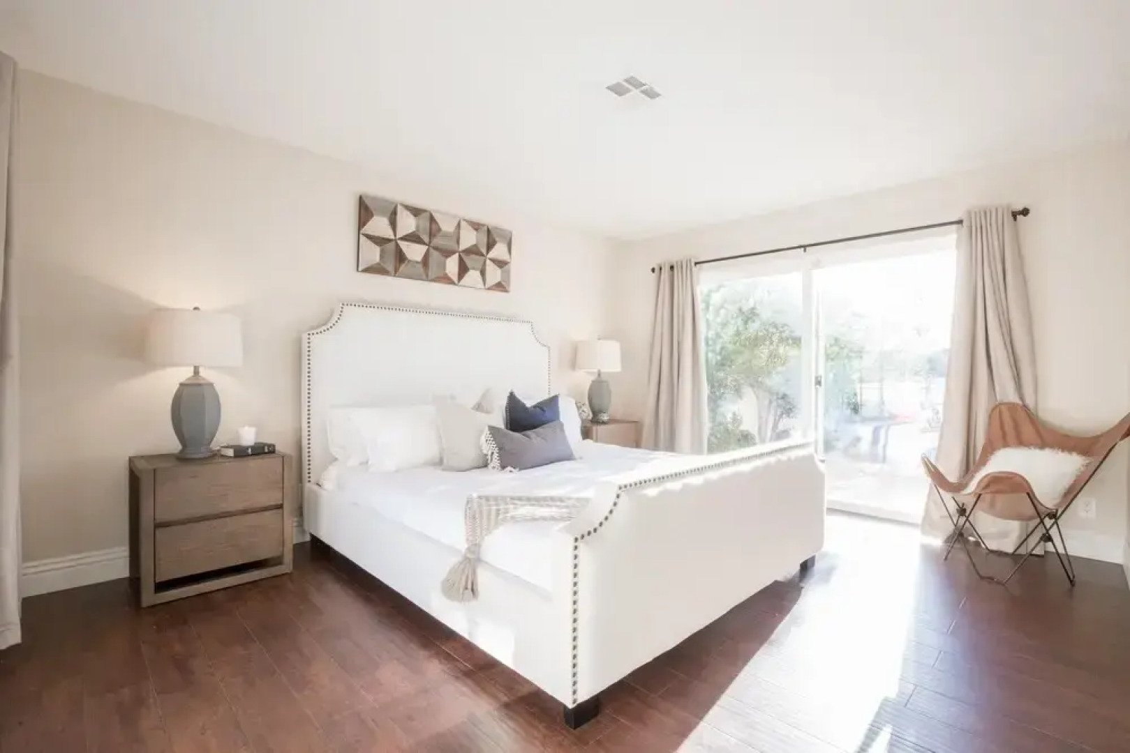 Grapevine by AvantStay | Secluded Villa | 4 Acres of Vineyards & Avo Groves!