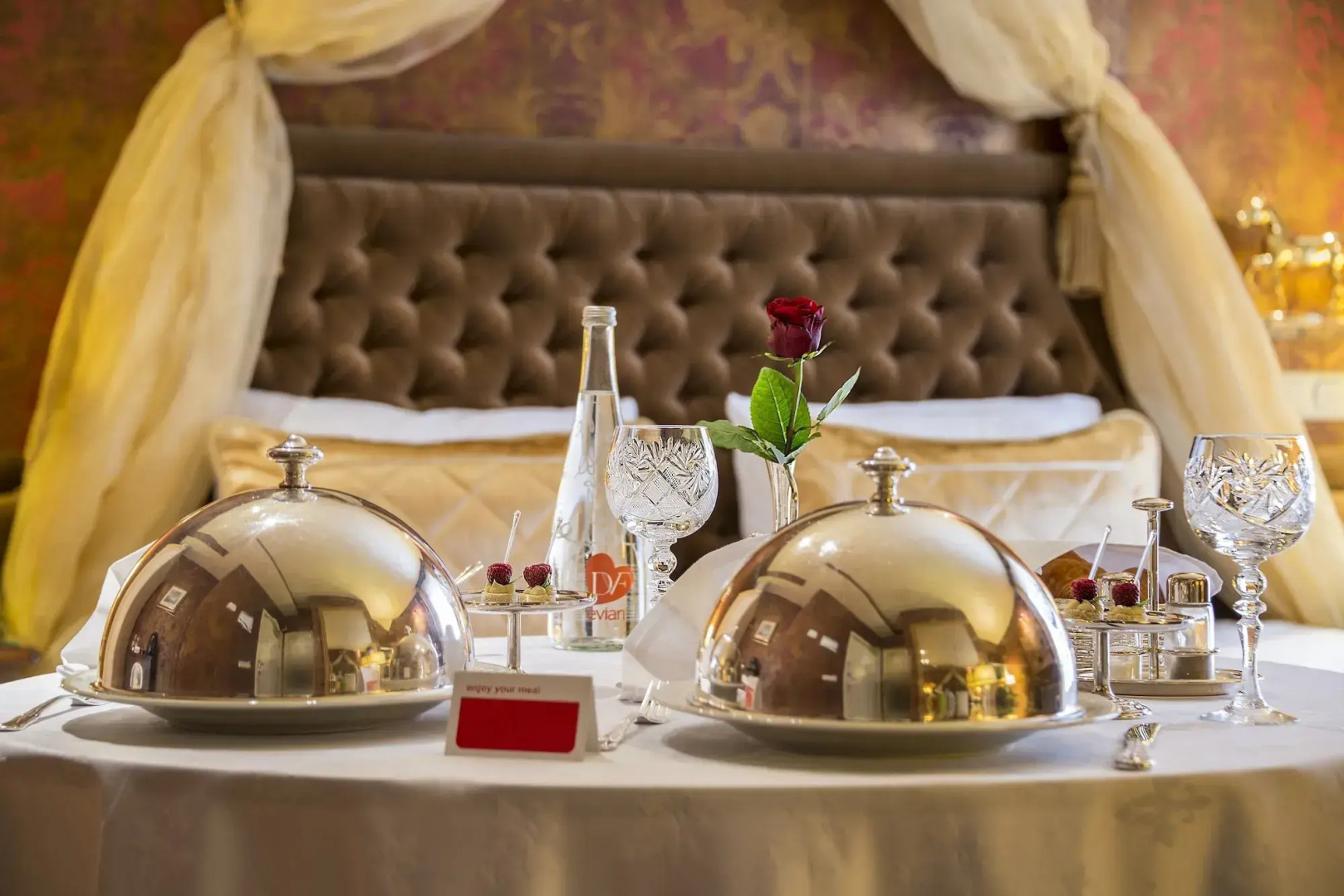 Отель и ресторан IMPERIAL (бывший Ramada)