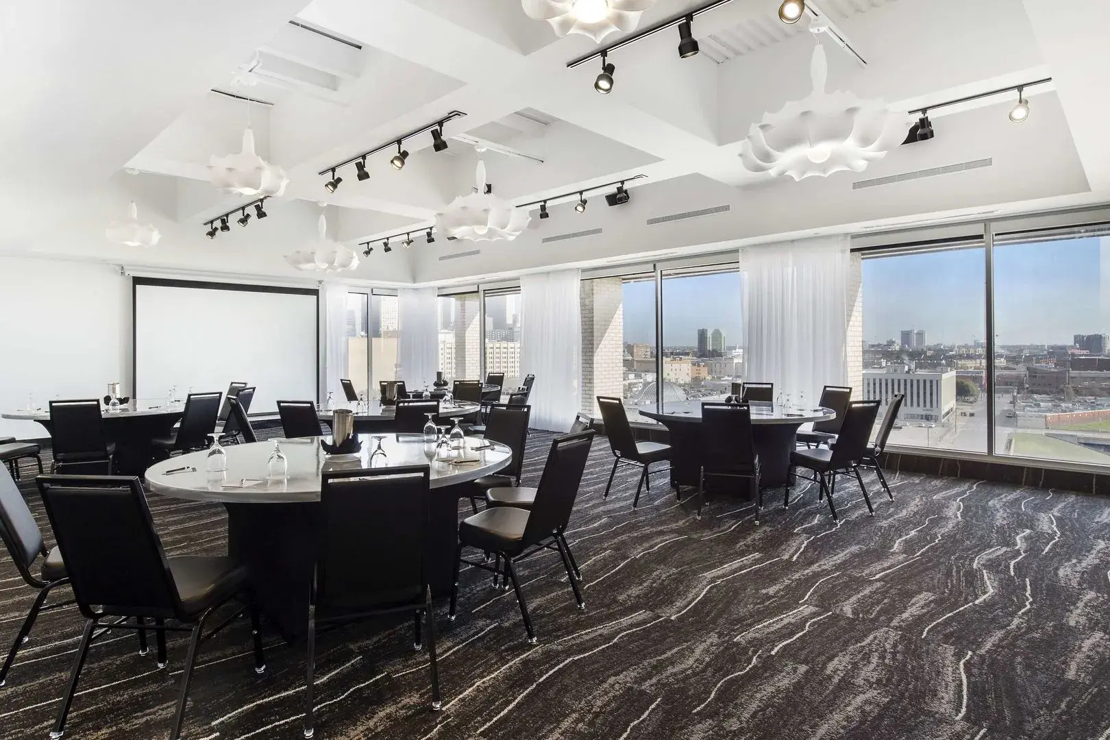 Lorenzo Hotel Dallas, Tapestry Collection by Hilton